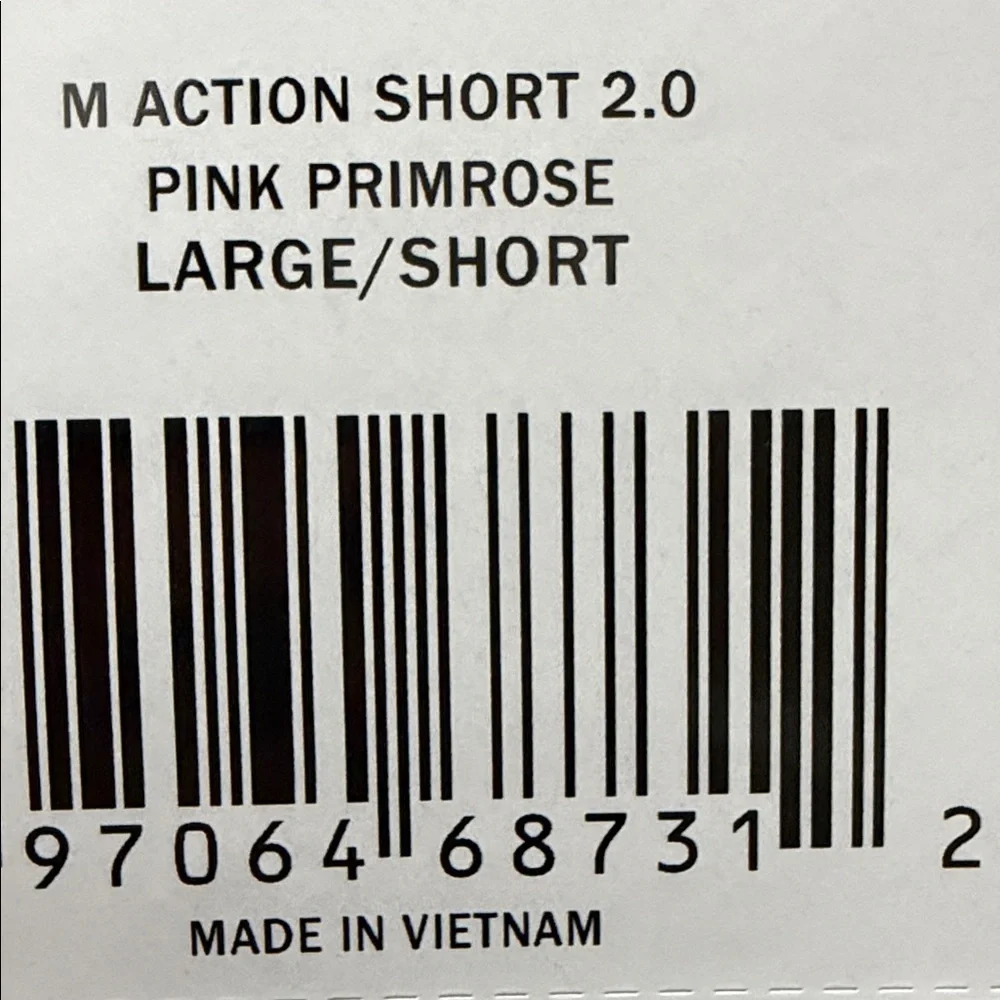 NWT The North Face men’s  Bright Pink flashdry Shorts